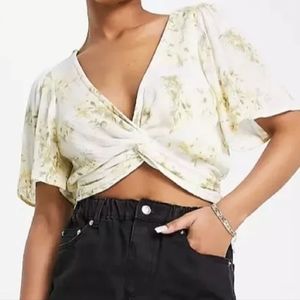 Abercrombie Twist-front Floral Flutter Sleeve Crop Top